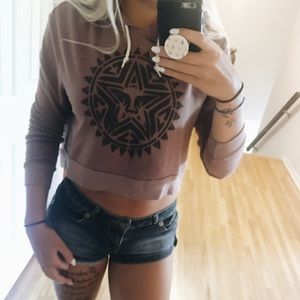 Cropped Obey sweatshirt